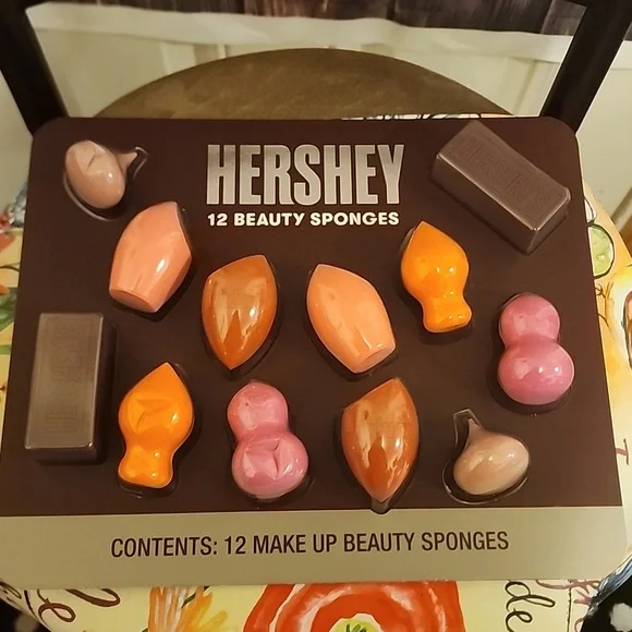 HERSHEY BEAUTY SPONGES - Picture 1 of 1
